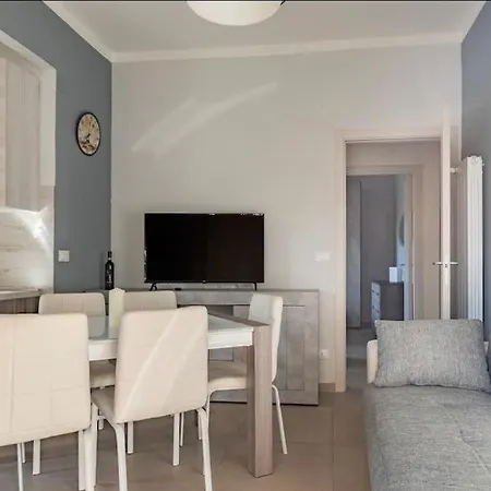 A 150mt Dal Mare E Self Check In Apartment Loano